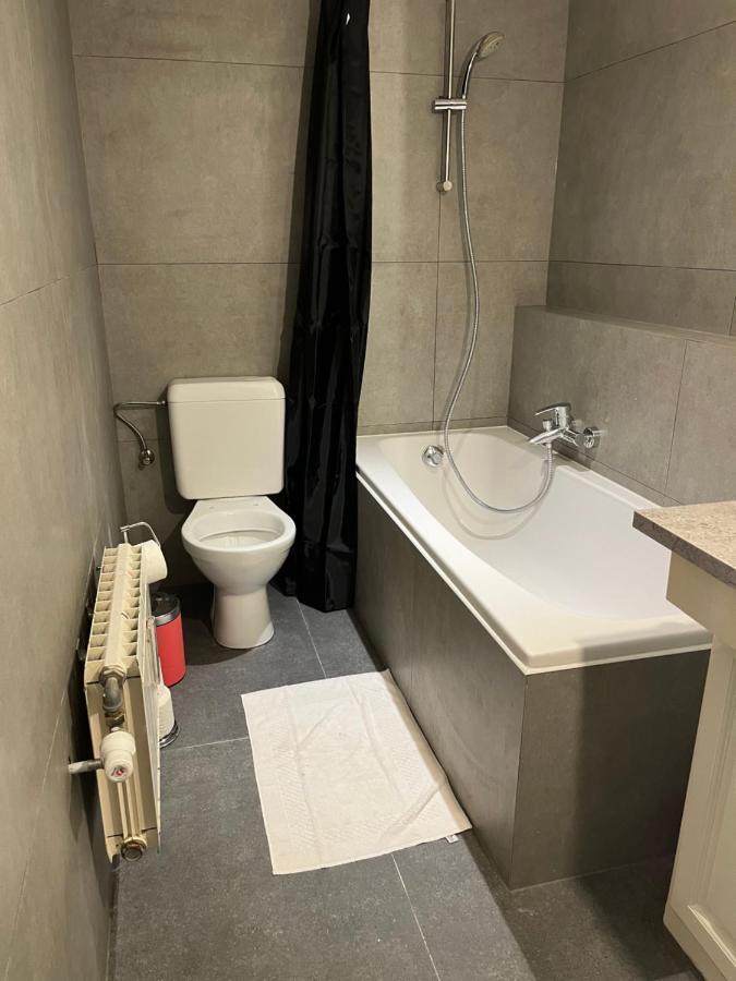 דירות בריסל Uccle Chic Flat מראה חיצוני תמונה